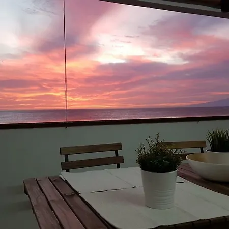 Historic Charming House, Beautiful Views Of Teide Dom wakacyjny
